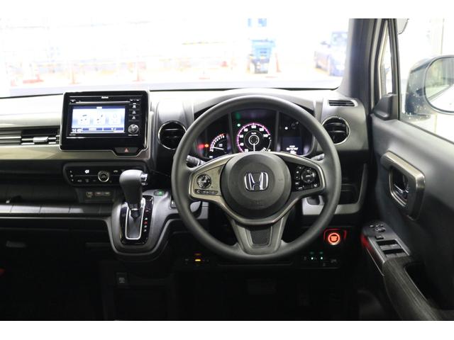 Ｎ－ＷＧＮカスタム Ｌホンダセンシング　ディスプレイオーディオ　バックカメラ　ＥＴＣ　障害物センサー　横滑り防止装置　充電用ＵＳＢジャック　シートヒーター　ＬＥＤヘッドライト　クルーズコントロール　アルミホイール　スマートキー（11枚目）