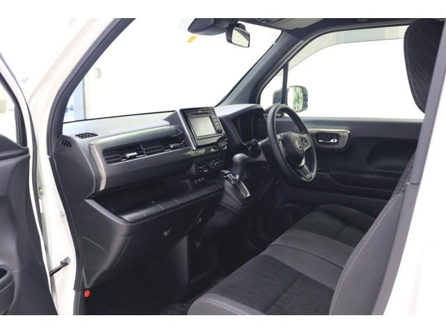 Ｎ－ＷＧＮカスタム Ｌホンダセンシング　ディスプレイオーディオ　バックカメラ　ＥＴＣ　障害物センサー　横滑り防止装置　充電用ＵＳＢジャック　シートヒーター　ＬＥＤヘッドライト　クルーズコントロール　アルミホイール　スマートキー（14枚目）