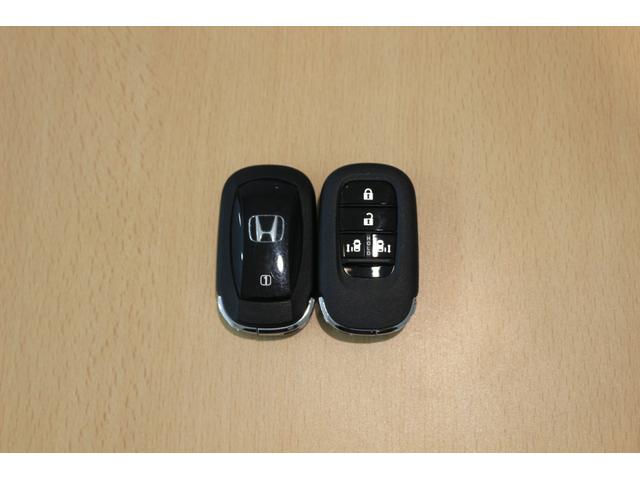 Ｎ－ＢＯＸ ファッションスタイル　ホンダセンシング　横滑り防止装置　ＨｏｎｄａＣＯＮＮＥＣＴ　充電用ＵＳＢジャック　パワースライドドア　シートヒーター　クルーズコントロール　スマートキー（31枚目）
