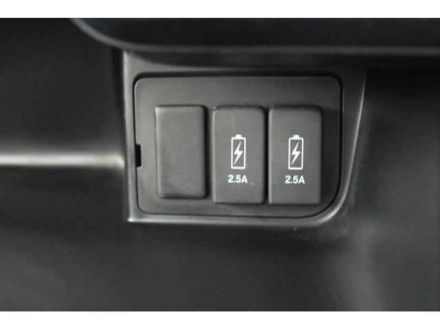 N-BOXカスタム L ホンダセンシング 障害物センサー 横滑り防止装置 充電用USBジャック パワースライドドア シートヒーター クルーズコントロール アルミホイール スマートキー(25枚目)