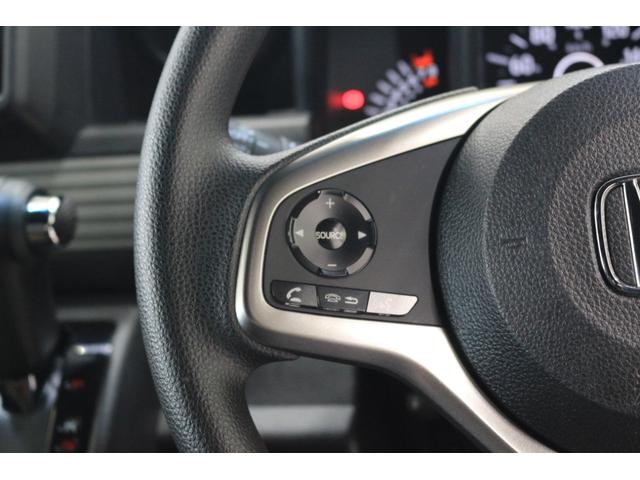 Ｎ－ＶＡＮ＋スタイル ファン・ターボホンダセンシング　ディスプレイオーディオ　バックカメラ　ＥＴＣ　マルチインフォメーションディスプレイ　　充電用ＵＳＢジャック　ＬＥＤヘッドライト　横滑り防止装置　フロントシートアームレスト　スマートキー　ターボ（17枚目）