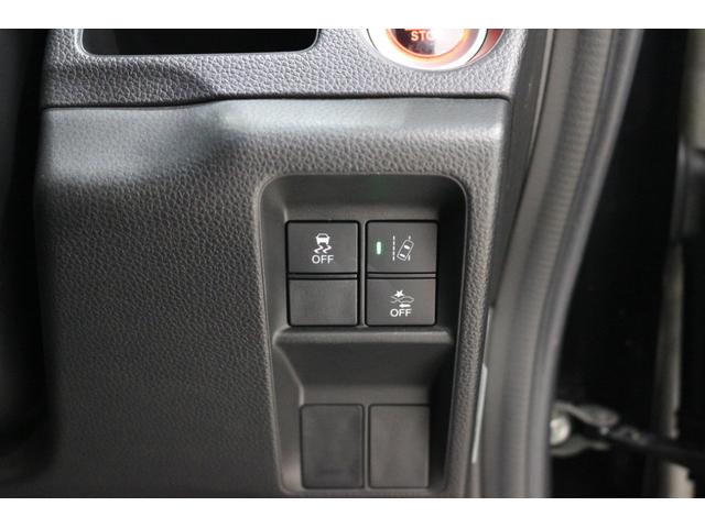 Ｎ－ＶＡＮ＋スタイル ファン・ターボホンダセンシング　ディスプレイオーディオ　バックカメラ　ＥＴＣ　マルチインフォメーションディスプレイ　　充電用ＵＳＢジャック　ＬＥＤヘッドライト　横滑り防止装置　フロントシートアームレスト　スマートキー　ターボ（27枚目）