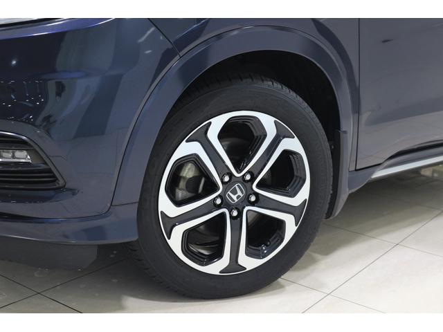 ヴェゼル ハイブリッドＺ・ホンダセンシング　ナビ　バックカメラ　ドライブレコーダー　ＥＴＣ　横滑り防止装置　シートヒーター　クルーズコントロール　アルミホイール　スマートキー（8枚目）