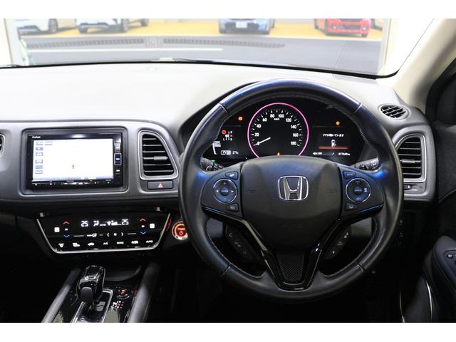 ヴェゼル ハイブリッドＺ・ホンダセンシング　ナビ　バックカメラ　ドライブレコーダー　ＥＴＣ　横滑り防止装置　シートヒーター　クルーズコントロール　アルミホイール　スマートキー（9枚目）