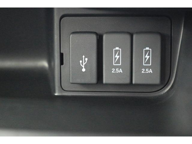 Ｎ－ＢＯＸカスタム Ｌターボスタイル＋ブラック　ホンダセンシング　障害物センサー　横滑り防止装置　ドラレコ　ナビ　バックカメラ　充電用ＵＳＢジャック　ＥＴＣ　両側パワースライドドア　シートヒーター　アルミホイール　スマートキー　４ＷＤ　ターボ（33枚目）