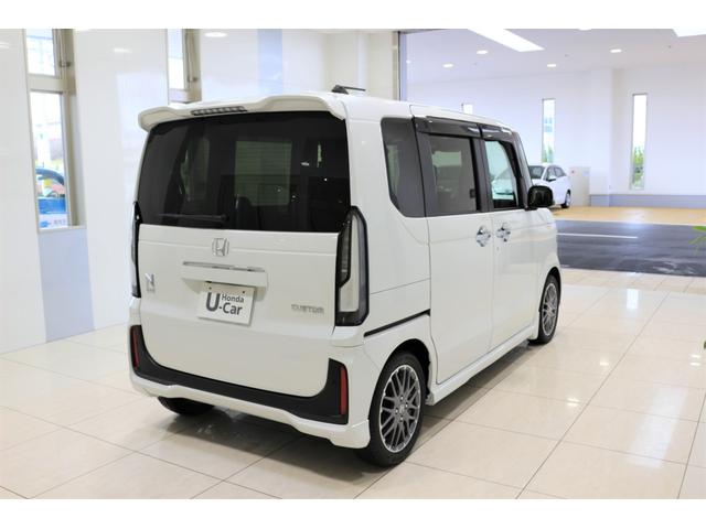 Ｎ－ＢＯＸカスタム ターボ　ホンダセンシング　横滑り防止装置　前後ドライブレコーダー　ナビ　バックカメラ　ＥＴＣ　充電用ＵＳＢジャック　両側パワースライドドア　シートヒーター　クルーズコントロール　アルミホイール　スマートキー（7枚目）