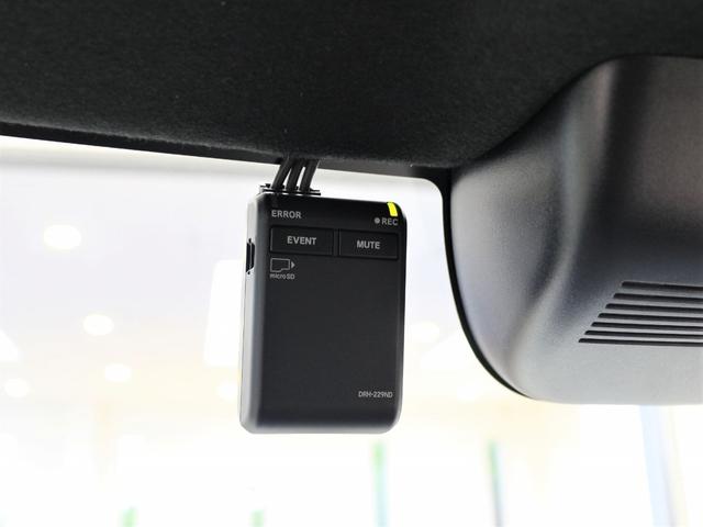 Ｎ－ＢＯＸカスタム ターボ　ホンダセンシング　横滑り防止装置　前後ドライブレコーダー　ナビ　バックカメラ　ＥＴＣ　充電用ＵＳＢジャック　両側パワースライドドア　シートヒーター　クルーズコントロール　アルミホイール　スマートキー（28枚目）