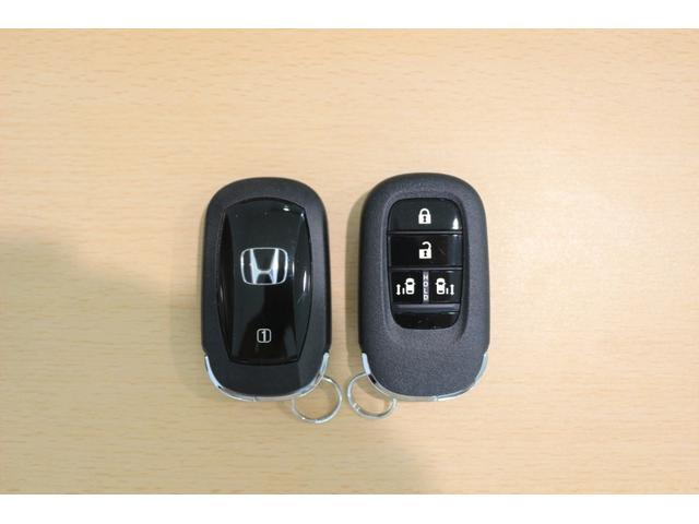 Ｎ－ＢＯＸカスタム ターボ　ホンダセンシング　横滑り防止装置　前後ドライブレコーダー　ナビ　バックカメラ　ＥＴＣ　充電用ＵＳＢジャック　両側パワースライドドア　シートヒーター　クルーズコントロール　アルミホイール　スマートキー（33枚目）