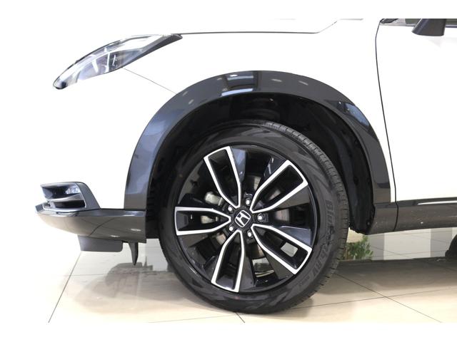 ヴェゼル e:HEVZ ホンダセンシング 障害物センサー 横滑り防止装置 ナビ バックカメラ ETC 充電用USBジャック ブラインドスポットインフォメーション シートヒーター アルミホイール スマートキー(10枚目)