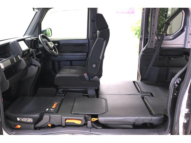 N-VAN+スタイル ファン ホンダセンシング 横滑り防止装置 ナビ バックカメラ ETC 充電用USBジャック フロントシートアームレスト ヒーテッドドアミラー クルーズコントロール スマートキー 4WD(14枚目)