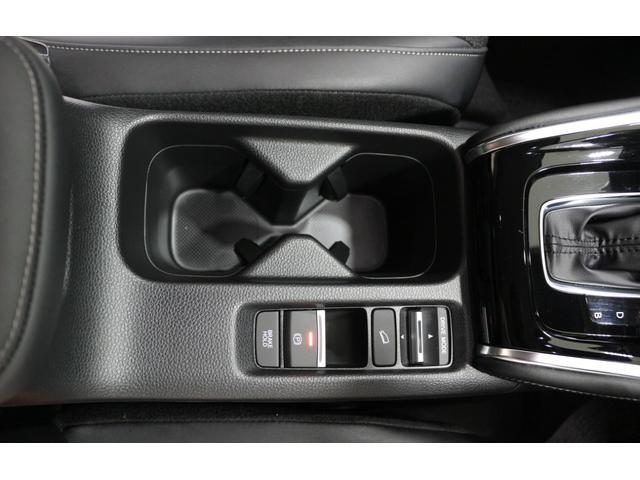 ヴェゼル e:HEVZ ホンダセンシング ブラインドスポットインフォメーション アクティブドライビングビーム 後退出庫サポート ナビ ETC ワイヤレス充電器 シートヒーター マルチビューカメラシステム アルミホイール(31枚目)