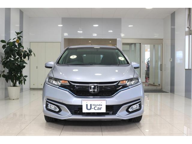 フィットハイブリッド Ｌホンダセンシング　ナビ　バックカメラ　ＥＴＣ　ドライブレコーダー　横滑り防止装置　ＬＥＤヘッドライト　クルーズコントロール　スマートキー（3枚目）