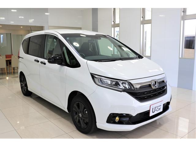 フリードハイブリッド ハイブリッド・Gブラックスタイル ディスプレイオーディオ バックカメラ ETC 横滑り防止装置 LEDヘッドライト シートヒーター パワースライドドア クルーズコントロール アルミホイール スマートキー 3列シート6人乗り(8枚目)