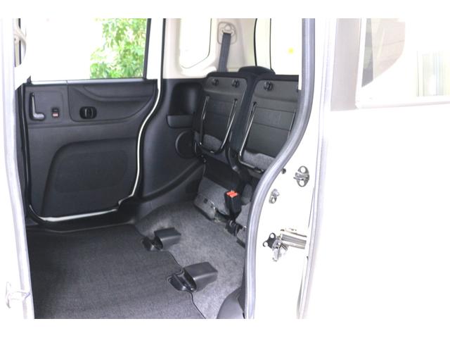 N-BOX GターボSSパッケージ あんしんパッケージ 横滑り防止装置 ナビ バックカメラ ETC ディスチャージヘッドライト パワースライドドア シートヒーター クルコン アルミホイール スマートキー アイドリングストップ ターボ(12枚目)