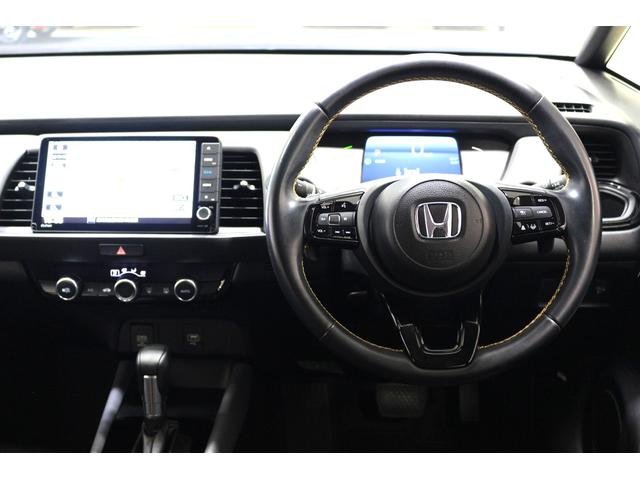 フィット e:HEVRS ホンダセンシング 横滑り防止装置 ナビ バックカメラ ETC LEDヘッドライト クルーズコントロール アルミホイール スマートキー(11枚目)