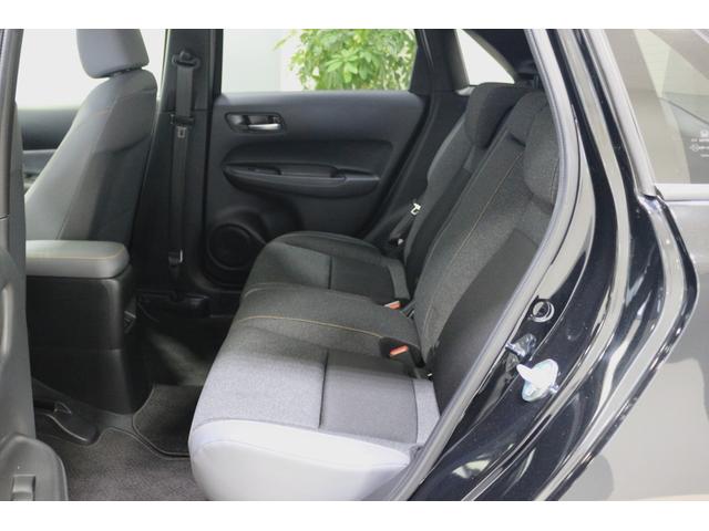 フィット e:HEVRS ホンダセンシング 横滑り防止装置 ナビ バックカメラ ETC LEDヘッドライト クルーズコントロール アルミホイール スマートキー(16枚目)