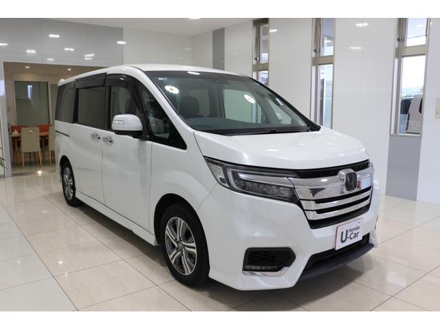 ステップワゴンスパーダ ｅ：ＨＥＶスパーダＧ・ＥＸホンダセンシング　ナビ　後席モニター　バックカメラ　ＥＴＣ　ドライブレコーダー　充電用ＵＳＢジャック　わくわくゲート　シートヒーター　シートバックテーブル　クルーズコントロール　アルミホイール　３列シート７人乗り（9枚目）