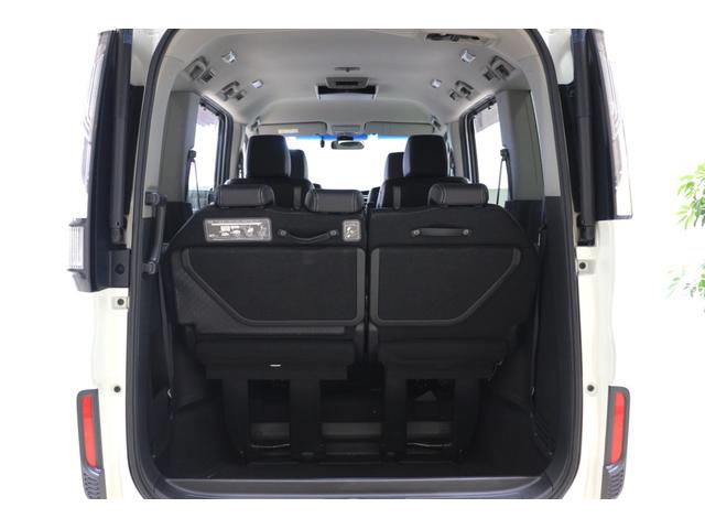 ステップワゴンスパーダ ｅ：ＨＥＶスパーダＧ・ＥＸホンダセンシング　ナビ　後席モニター　バックカメラ　ＥＴＣ　ドライブレコーダー　充電用ＵＳＢジャック　わくわくゲート　シートヒーター　シートバックテーブル　クルーズコントロール　アルミホイール　３列シート７人乗り（17枚目）