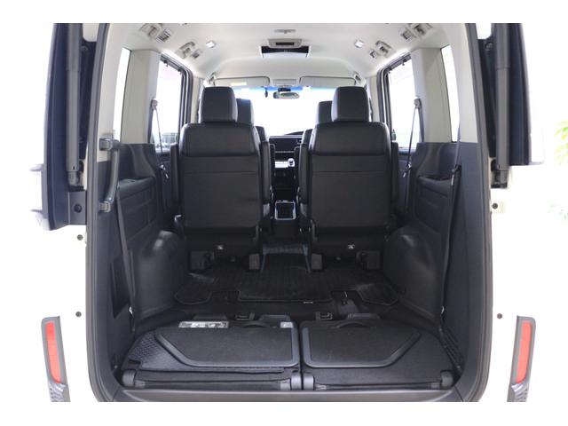 ステップワゴンスパーダ ｅ：ＨＥＶスパーダＧ・ＥＸホンダセンシング　ナビ　後席モニター　バックカメラ　ＥＴＣ　ドライブレコーダー　充電用ＵＳＢジャック　わくわくゲート　シートヒーター　シートバックテーブル　クルーズコントロール　アルミホイール　３列シート７人乗り（18枚目）