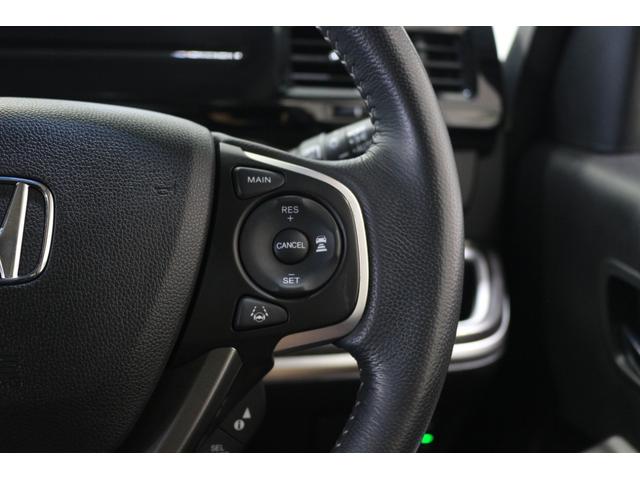 ステップワゴンスパーダ ｅ：ＨＥＶスパーダＧ・ＥＸホンダセンシング　ナビ　後席モニター　バックカメラ　ＥＴＣ　ドライブレコーダー　充電用ＵＳＢジャック　わくわくゲート　シートヒーター　シートバックテーブル　クルーズコントロール　アルミホイール　３列シート７人乗り（36枚目）
