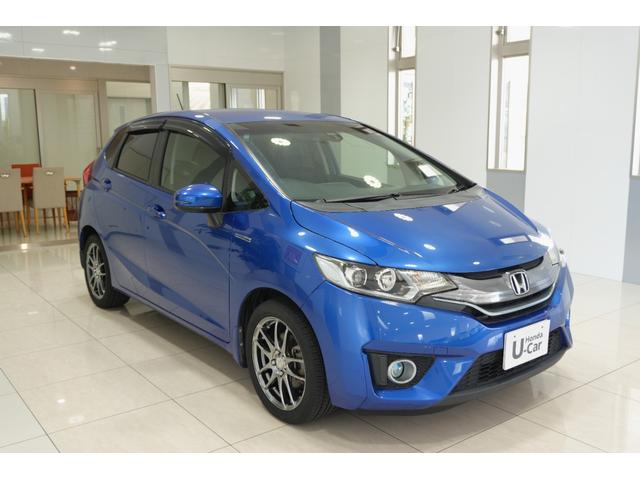 フィットハイブリッド Ｌパッケージ　あんしんパッケージ　横滑り防止装置　ナビ　バックカメラ　ＥＴＣ　ＬＥＤヘッドライト　クルーズコントロール　アルミホイール　スマートキー（8枚目）