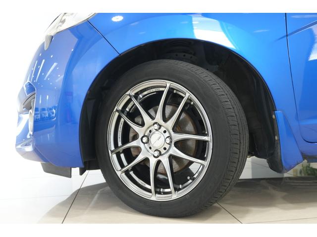 フィットハイブリッド Ｌパッケージ　あんしんパッケージ　横滑り防止装置　ナビ　バックカメラ　ＥＴＣ　ＬＥＤヘッドライト　クルーズコントロール　アルミホイール　スマートキー（9枚目）