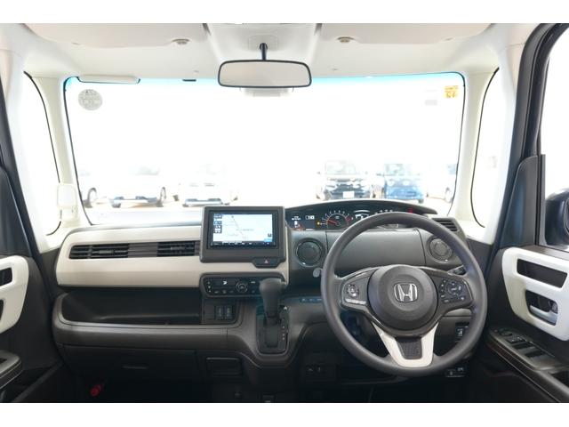 Ｎ－ＢＯＸ Ｌ　ホンダセンシング　横滑り防止装置　障害物センサー　ナビ　バックカメラ　充電用ＵＳＢジャック　パワースライドドア　シートバックテーブル　シートヒーター　クルーズコントロール　スマートキー（19枚目）