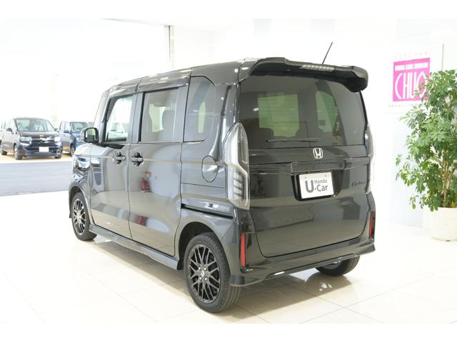 Ｎ－ＢＯＸカスタム Ｌターボスタイル＋ブラック　ホンダセンシング　横滑り防止装置　障害物センサー　４ＷＤ　ターボ　ナビ　バックカメラ　ＥＴＣ　充電用ＵＳＢジャック　パワースライドドア　シートヒーター　アルミホイール（6枚目）