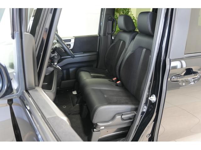 Ｎ－ＢＯＸカスタム Ｌターボスタイル＋ブラック　ホンダセンシング　横滑り防止装置　障害物センサー　４ＷＤ　ターボ　ナビ　バックカメラ　ＥＴＣ　充電用ＵＳＢジャック　パワースライドドア　シートヒーター　アルミホイール（14枚目）