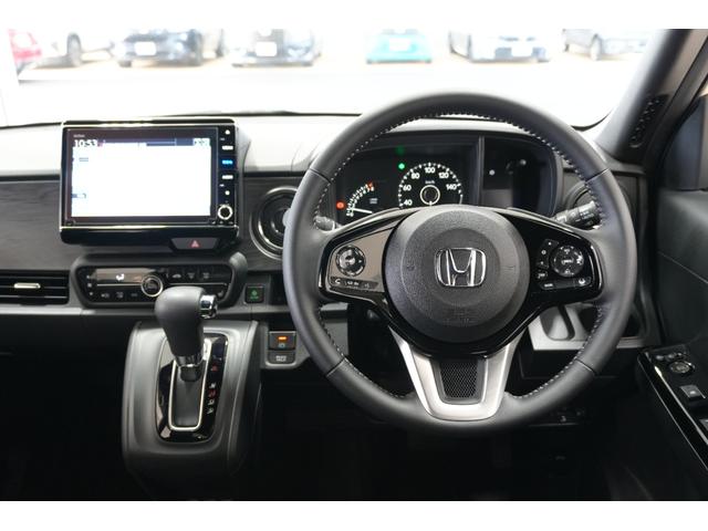 Ｎ－ＯＮＥ プレミアム　ホンダセンシング　横滑り防止装置　障害物センサー　ナビ　バックカメラ　充電用ＵＳＢジャック　シートヒーター　クルーズコントロール　アルミホイール　スマートキー（11枚目）