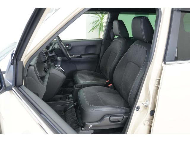 Ｎ－ＯＮＥ プレミアム　ホンダセンシング　横滑り防止装置　障害物センサー　ナビ　バックカメラ　充電用ＵＳＢジャック　シートヒーター　クルーズコントロール　アルミホイール　スマートキー（15枚目）