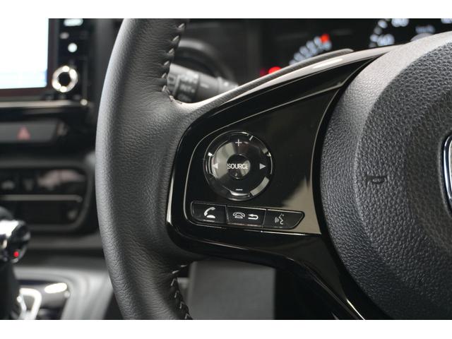 Ｎ－ＯＮＥ プレミアム　ホンダセンシング　横滑り防止装置　障害物センサー　ナビ　バックカメラ　充電用ＵＳＢジャック　シートヒーター　クルーズコントロール　アルミホイール　スマートキー（22枚目）