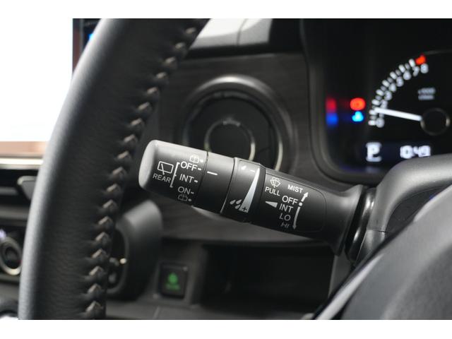 Ｎ－ＯＮＥ プレミアム　ホンダセンシング　横滑り防止装置　障害物センサー　ナビ　バックカメラ　充電用ＵＳＢジャック　シートヒーター　クルーズコントロール　アルミホイール　スマートキー（24枚目）