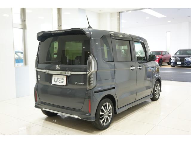 Ｎ－ＢＯＸカスタム ＥＸ　ホンダセンシング　ディスプレイオーディオ　バックカメラ　ＥＴＣ　充電用ＵＳＢジャック　助手席スーパースライドシート　パワースライドドア　シートバックテーブル　シートヒーター　アルミホイール（8枚目）