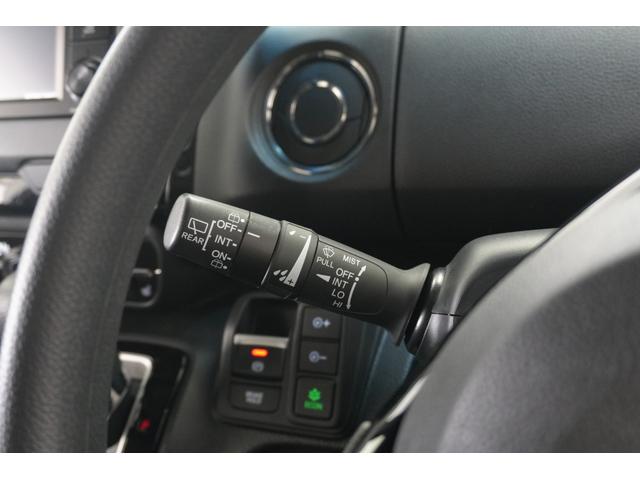 Ｎ－ＢＯＸカスタム ＥＸ　ホンダセンシング　ディスプレイオーディオ　バックカメラ　ＥＴＣ　充電用ＵＳＢジャック　助手席スーパースライドシート　パワースライドドア　シートバックテーブル　シートヒーター　アルミホイール（26枚目）