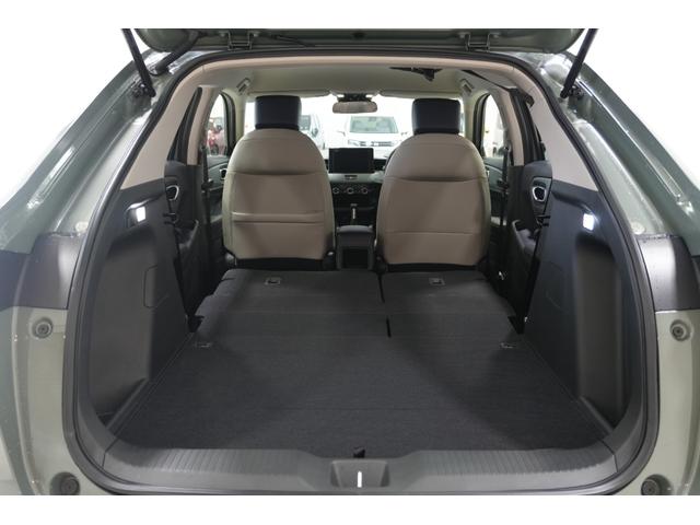 ヴェゼル ｅ：ＨＥＶＸ・ＨｕＮＴパッケージ　元試乗車　ホンダセンシング　障害物センサー　横滑り防止装置　ナビ　バックカメラ　本革巻ステアリング　ルーフレール　クルーズコントロール　アルミホイール　スマートキー（19枚目）