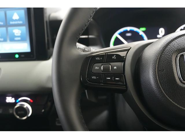 ヴェゼル ｅ：ＨＥＶＸ・ＨｕＮＴパッケージ　元試乗車　ホンダセンシング　障害物センサー　横滑り防止装置　ナビ　バックカメラ　本革巻ステアリング　ルーフレール　クルーズコントロール　アルミホイール　スマートキー（22枚目）