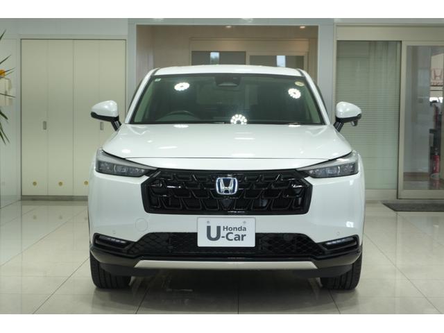 ヴェゼル ｅ：ＨＥＶＺ　ホンダセンシング　障害物センサー　横滑り防止装置　ナビ　バックカメラ　ＥＴＣ　ブラインドスポットインフォメーション　後退出庫サポート　シートヒーター　本革巻ステアリング　アルミホイール（4枚目）