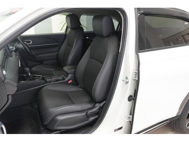 ヴェゼル ｅ：ＨＥＶＺ　ホンダセンシング　障害物センサー　横滑り防止装置　ナビ　バックカメラ　ＥＴＣ　ブラインドスポットインフォメーション　後退出庫サポート　シートヒーター　本革巻ステアリング　アルミホイール（15枚目）