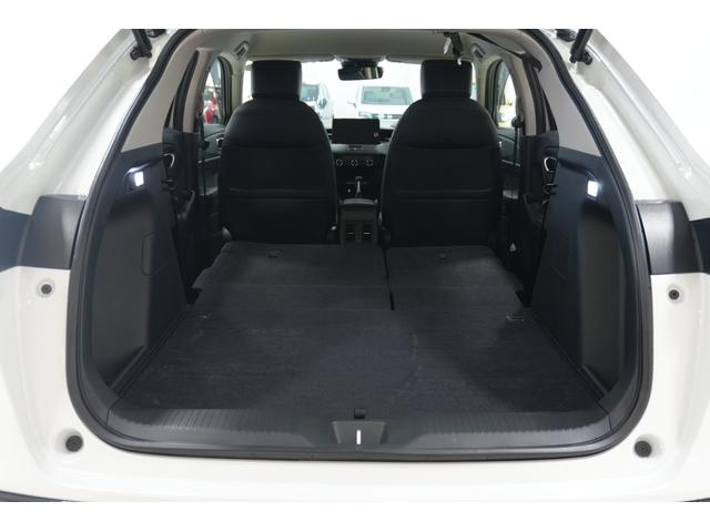 ヴェゼル ｅ：ＨＥＶＺ　ホンダセンシング　障害物センサー　横滑り防止装置　ナビ　バックカメラ　ＥＴＣ　ブラインドスポットインフォメーション　後退出庫サポート　シートヒーター　本革巻ステアリング　アルミホイール（18枚目）