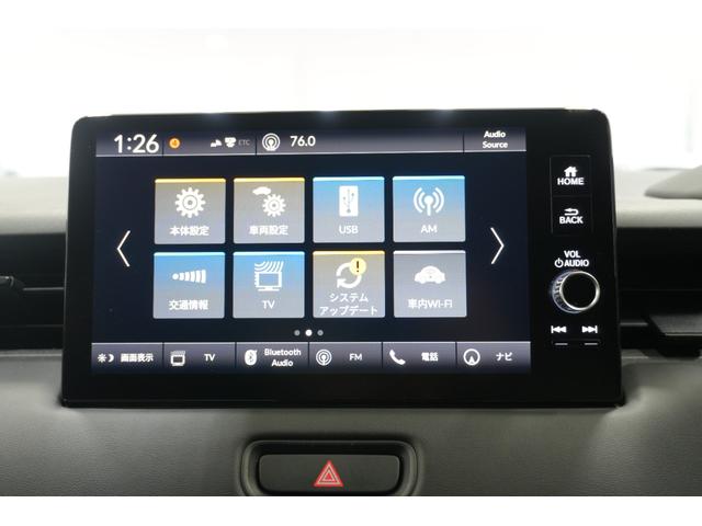 ヴェゼル ｅ：ＨＥＶＺ　ホンダセンシング　障害物センサー　横滑り防止装置　ナビ　バックカメラ　ＥＴＣ　ブラインドスポットインフォメーション　後退出庫サポート　シートヒーター　本革巻ステアリング　アルミホイール（27枚目）