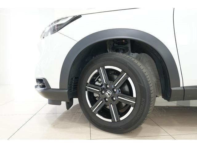 ヴェゼル ｅ：ＨＥＶＸ　ホンダセンシング　横滑り防止装置　障害物センサー　ドライブレコーダー　ナビ　バックカメラ　ＥＴＣ　クルーズコントロール　アルミホイール　スマートキー（10枚目）