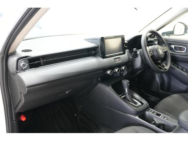 ヴェゼル ｅ：ＨＥＶＸ　ホンダセンシング　横滑り防止装置　障害物センサー　ドライブレコーダー　ナビ　バックカメラ　ＥＴＣ　クルーズコントロール　アルミホイール　スマートキー（11枚目）