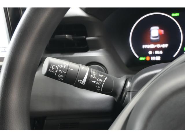 ヴェゼル ｅ：ＨＥＶＸ　ホンダセンシング　横滑り防止装置　障害物センサー　ドライブレコーダー　ナビ　バックカメラ　ＥＴＣ　クルーズコントロール　アルミホイール　スマートキー（21枚目）