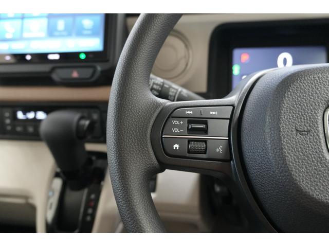 N-BOX ベースグレード ホンダセンシング ディスプレイオーディオ バックカメラ 横滑り防止装置 充電用USBジャック ベンチシート パワースライドドア クルーズコントロール アルミホイール スマートキー(23枚目)