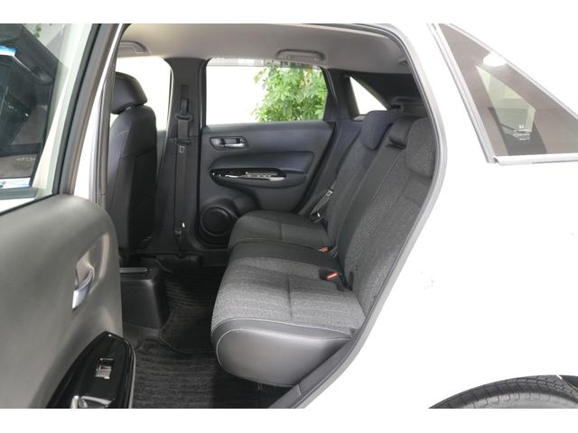 フィット ホーム　ホンダセンシング　障害物センサー　横滑り防止装置　ナビ　バックカメラ　ドライブレコーダー　ＥＴＣ　ＬＥＤヘッドライト　クルーズコントロール　アイドリングストップシステム　スマートキー（14枚目）