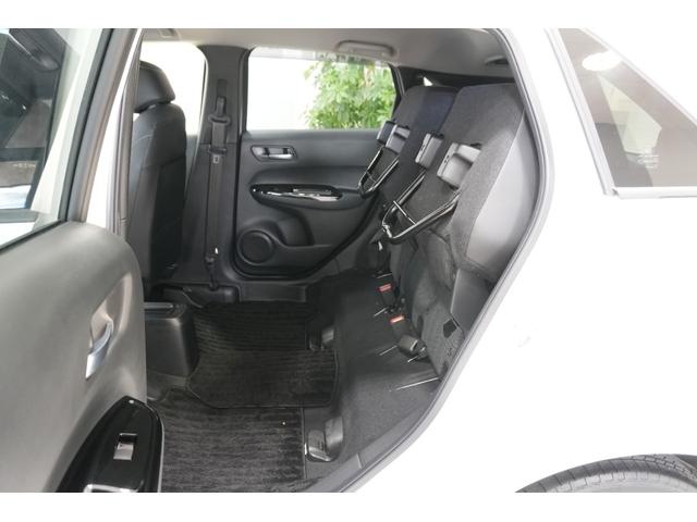 フィット ホーム　ホンダセンシング　障害物センサー　横滑り防止装置　ナビ　バックカメラ　ドライブレコーダー　ＥＴＣ　ＬＥＤヘッドライト　クルーズコントロール　アイドリングストップシステム　スマートキー（15枚目）