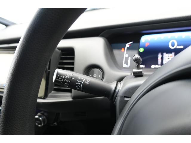 フィット ホーム　ホンダセンシング　障害物センサー　横滑り防止装置　ナビ　バックカメラ　ドライブレコーダー　ＥＴＣ　ＬＥＤヘッドライト　クルーズコントロール　アイドリングストップシステム　スマートキー（25枚目）