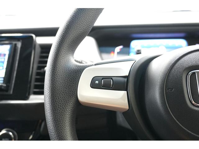 フィット ホーム　ホンダセンシング　障害物センサー　横滑り防止装置　ナビ　バックカメラ　ドライブレコーダー　ＥＴＣ　ＬＥＤヘッドライト　クルーズコントロール　アイドリングストップシステム　スマートキー（27枚目）