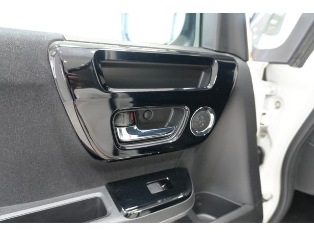 Ｎ－ＢＯＸカスタム Ｇ・Ｌホンダセンシング　ナビ　バックカメラ　ドライブレコーダー　横滑り防止装置　ＥＴＣ　充電用ＵＳＢジャック　ＬＥＤヘッドライト　フォグライト　パワースライドドア　クルーズコントロール　アルミホイール　スマートキー（13枚目）